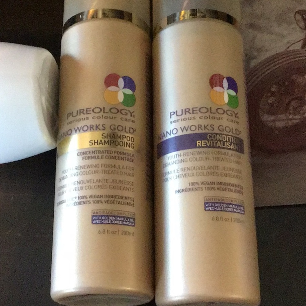 Pureology Nano Works Gold shampoos/cond